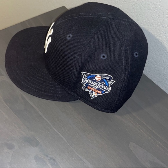 Net York Yankees Fitted Hat - Picture 5 of 5